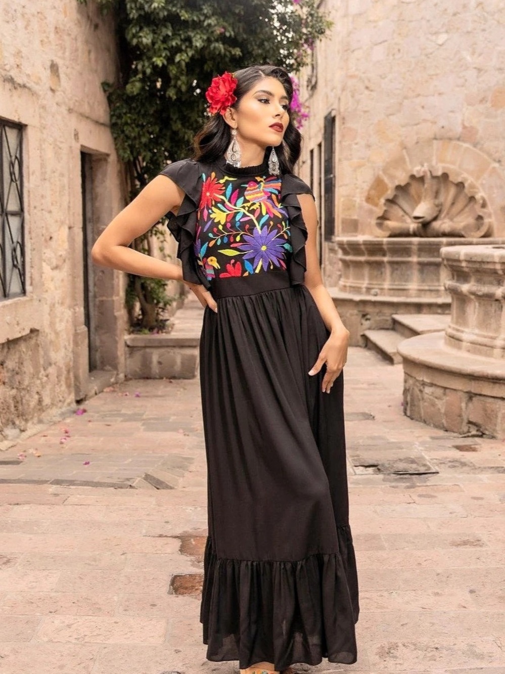 Solei Layla Embroidered Floral Maxi Dress Black & Multicolor L/XL - Picture 3 of 13